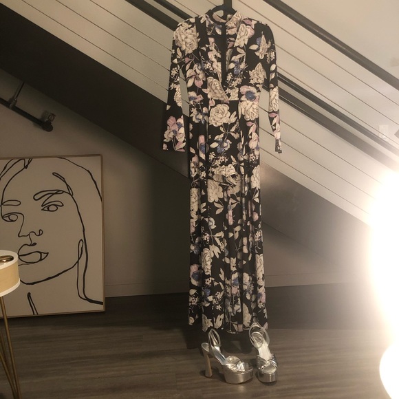 HELLO MOLLY maxi romper ♥️ Out of stock on website - Picture 6 of 6